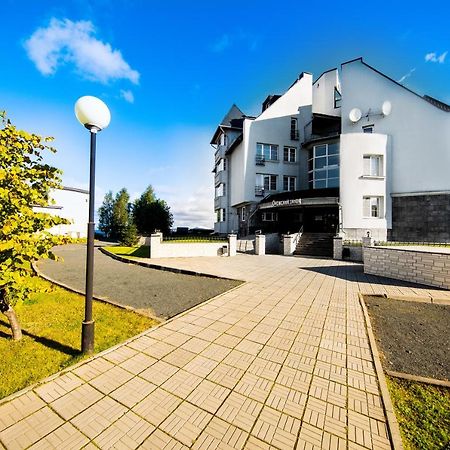 Onega Castle Hotel Петрозаводск Екстериор снимка